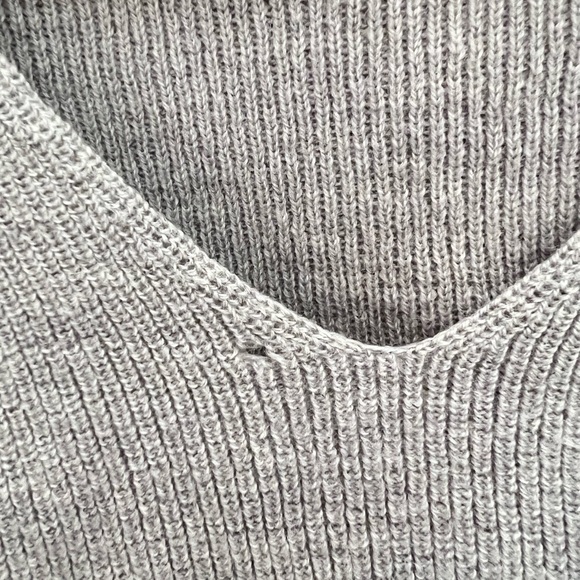 Weekend by Max Mara sweater. Size S. - Picture 5 of 8
